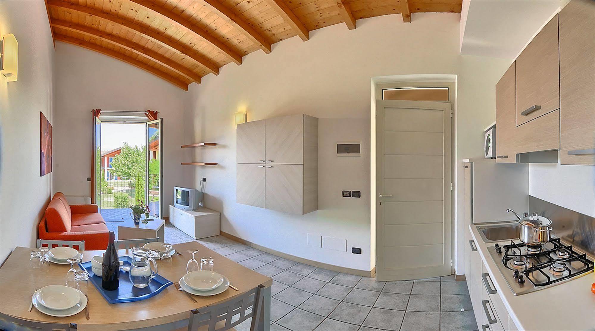 Residence Alice Dormelletto Εξωτερικό φωτογραφία
