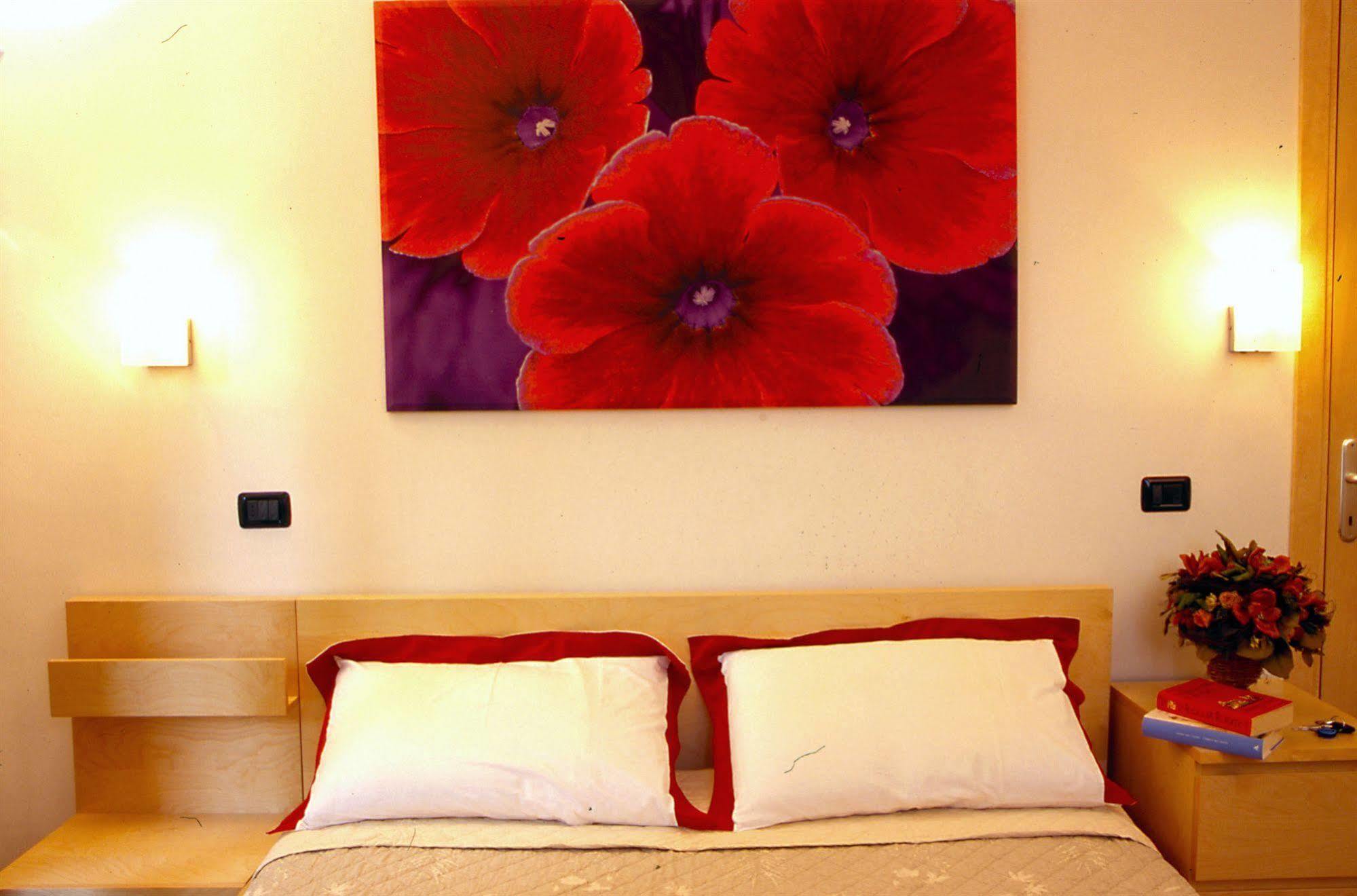 Residence Alice Dormelletto Εξωτερικό φωτογραφία