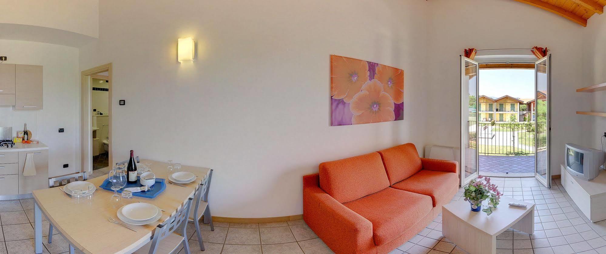 Residence Alice Dormelletto Εξωτερικό φωτογραφία